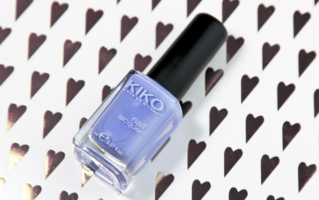 Red nail polish: Kiko Milano N 285