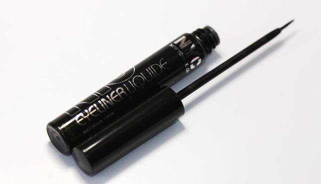 Review Nyc Liquid Eyeliner In Black