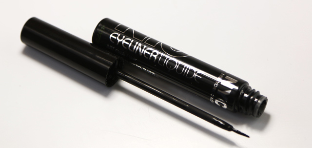 Review Nyc Liquid Eyeliner In Black